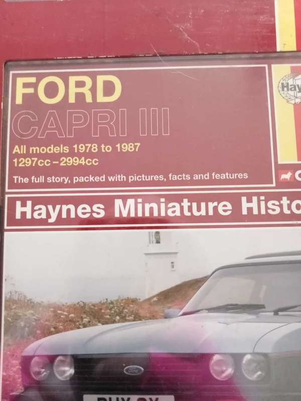 Ford Capri III Ltd Edition 1:43 Die-Cast Model + Story Book Box Set By Corgi/Haynes *RARE*