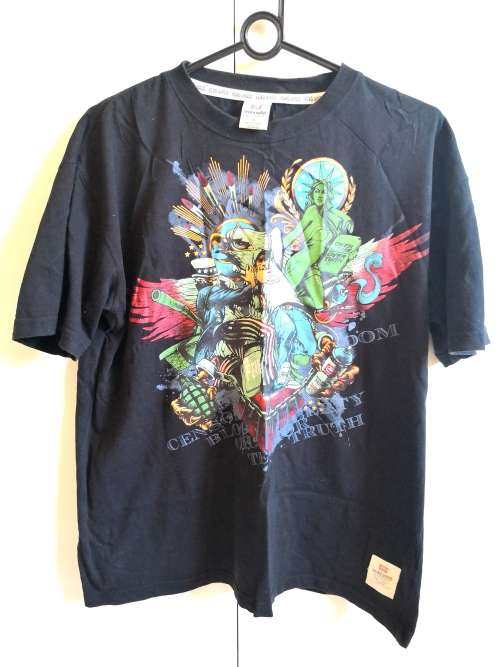 Ecko Unlimited Men's Short Sleeve Graphic T-Shirt - LARGE