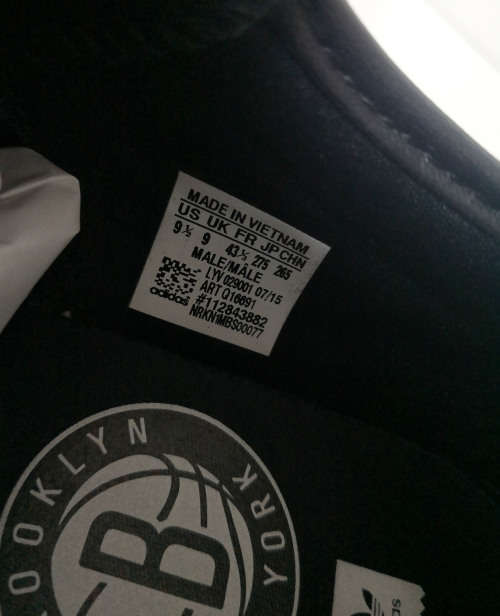 Adidas NBA Edition "Brooklyn Nets" ADI-EASE - SIZE 9