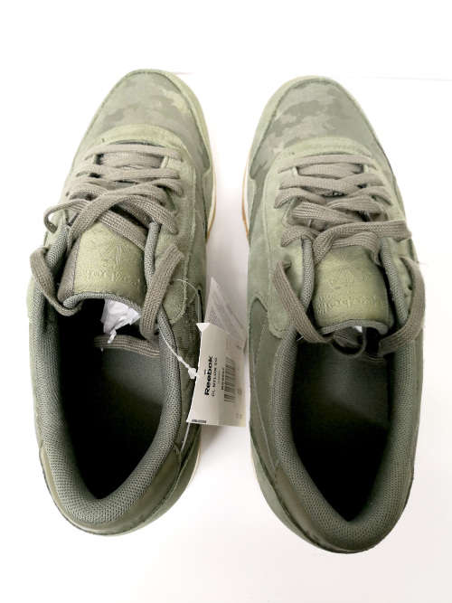BRAND NEW Reebok CL Nylon SG - SIZE 9UK