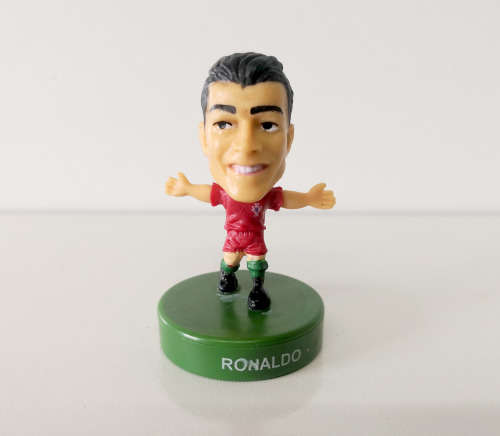 SOCCER STARZ Micro Stampers collection (32 Figures)