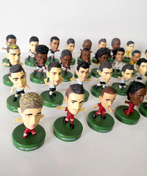 SOCCER STARZ Micro Stampers collection (32 Figures)