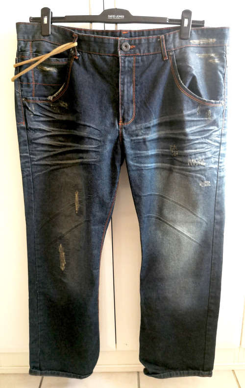 Oakridge Men`s Constructed Straight Fit Jeans - SIZE 42