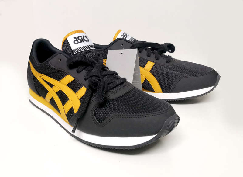 BRAND NEW Asics Tiger Curreo II - UK SIZE 9