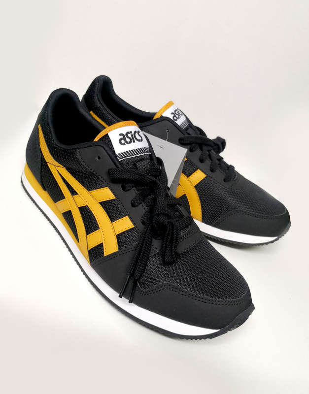 BRAND NEW Asics Tiger Curreo II - UK SIZE 9