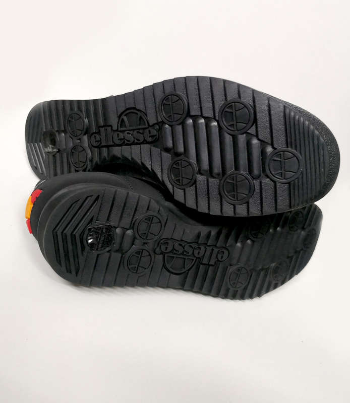 BRAND NEW Men`s Ellesse Monza II - UK SIZE 9
