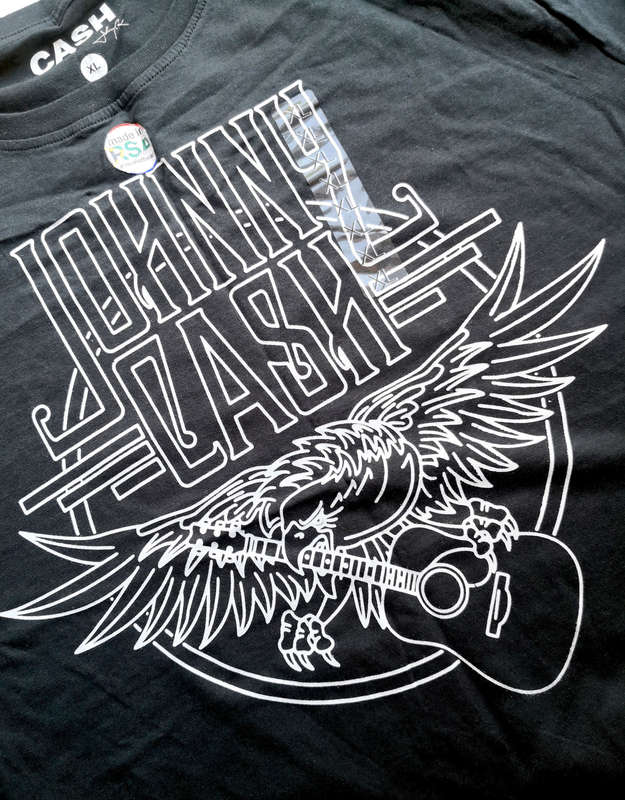 BRAND NEW Men`s JOHNNY CASH Licensed T-Shirt - XL