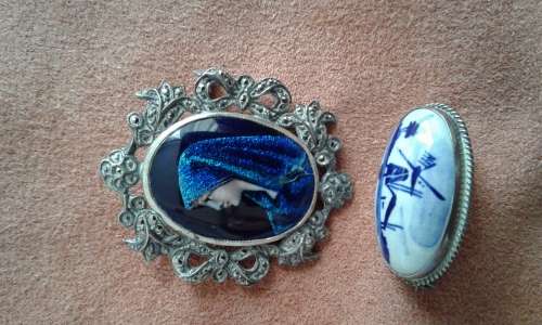 Early 1900 s brooches (Limoges/ Delft)
