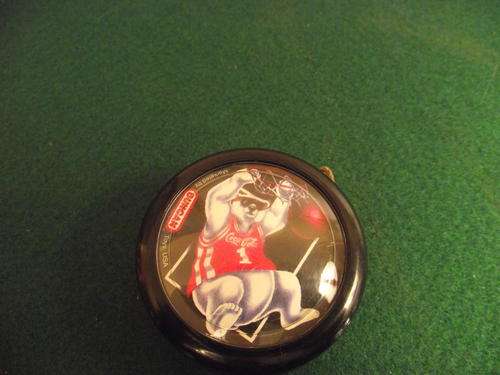 coca cola duncan yo yo ( bear playing basket ball )