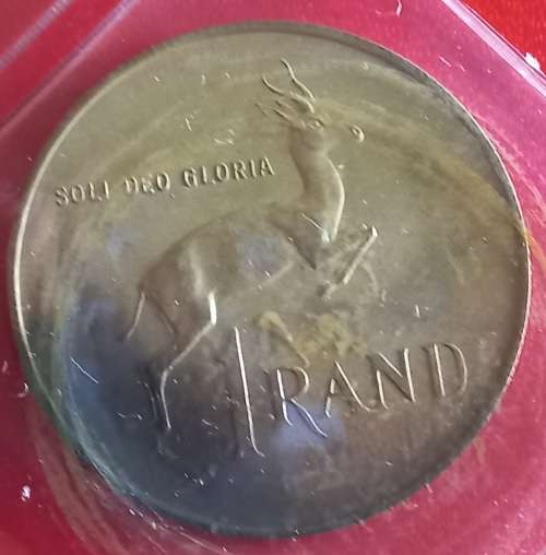 1976 UNCIRCULTED COIN SET INCLUDING THE SILVER R1