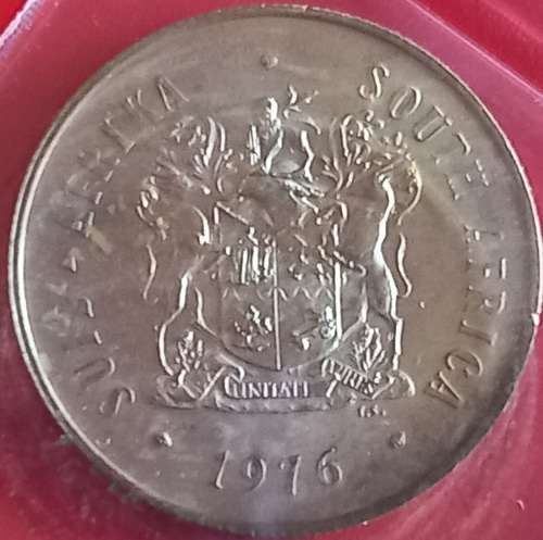 1976 UNCIRCULTED COIN SET INCLUDING THE SILVER R1