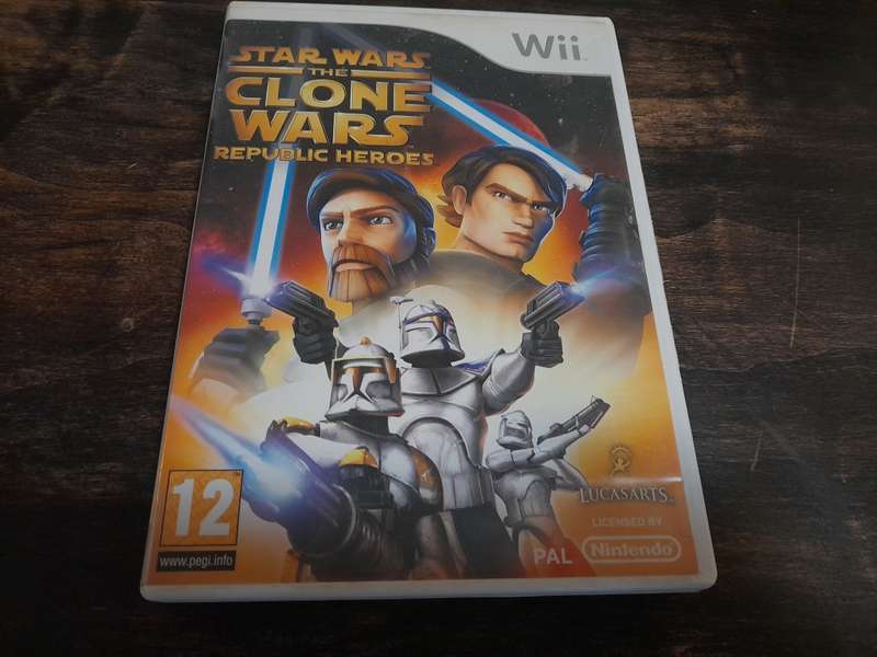Star Wars The Clone Wars Republic Heroes WII NINTENDO GAME