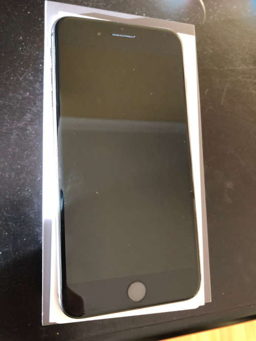 iPhone 8 Plus 64GB