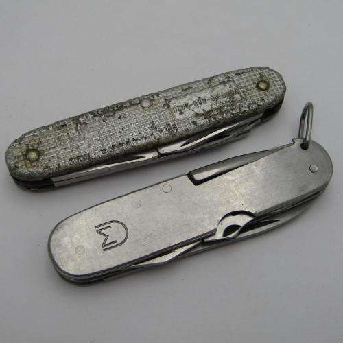 Victorinox South African Army Knife - NATO number 7340-18-400-2426 + Military Knife