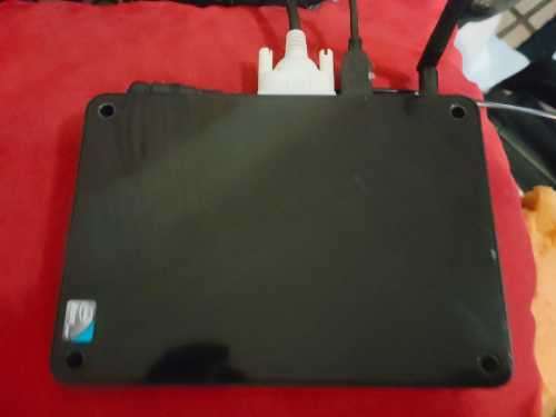 Foxconn NetBox-nT330i | Requires Windows