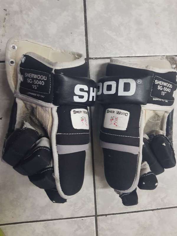 Hockey Gloves