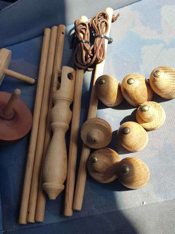 *** VERY RARE FIND *** Vintage Wooden Spinning Tops