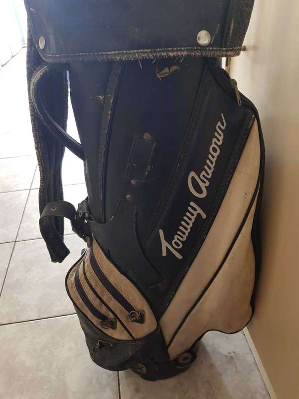 *** WOW *** Golf Kit With 13 Clubs incl a Callaway Big Bertha (WAR BIRD)