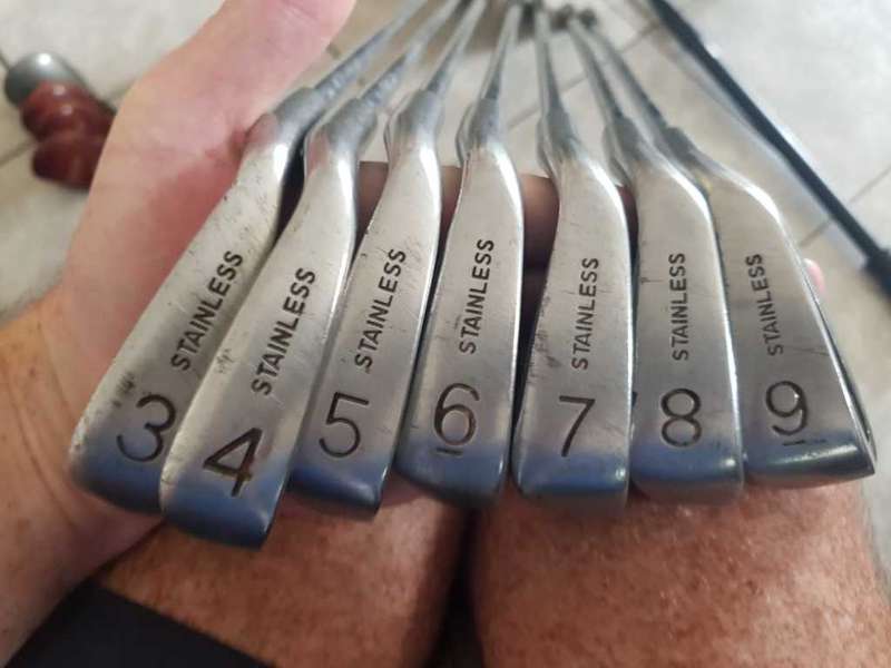 *** WOW *** Golf Kit With 13 Clubs incl a Callaway Big Bertha (WAR BIRD)