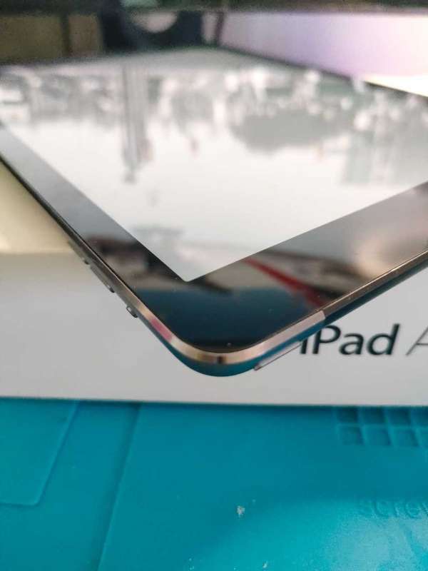 iPAD AIR (A1475) GREAT CONDITION