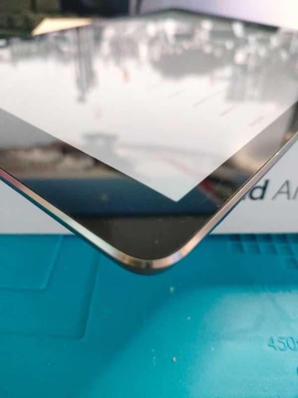 iPAD AIR (A1475) GREAT CONDITION