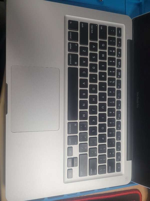MacBook Pro | i5 2.5 GHz | 13` Mid-2012 | 4GB RAM | 500GB HDD & Charger | Liquid Damaged