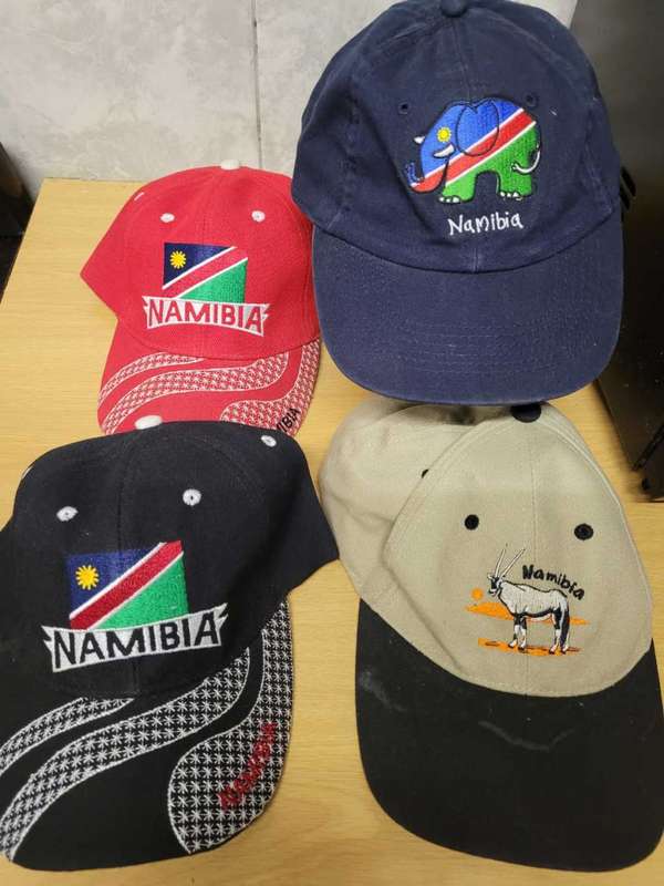 Lot Namabia Caps