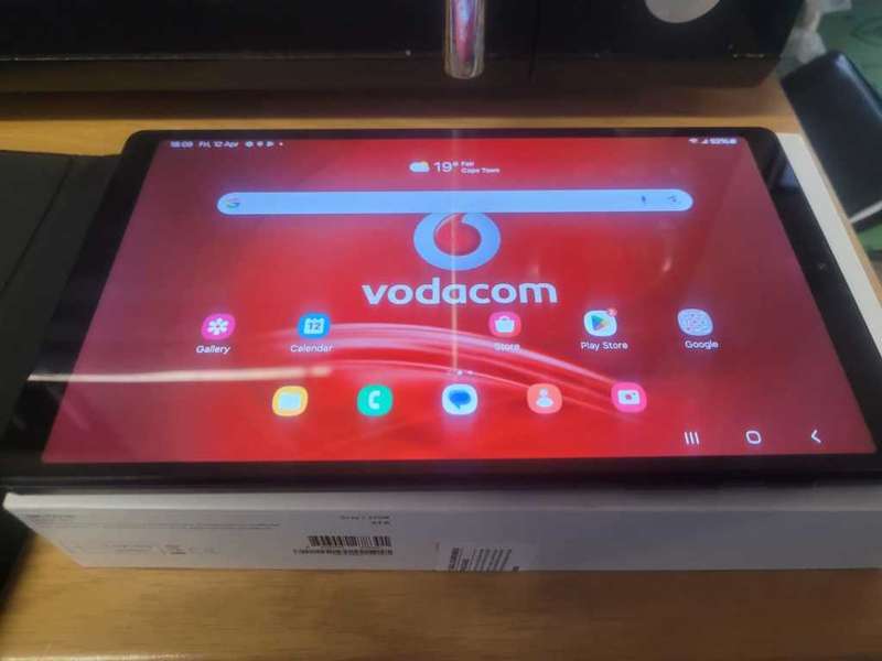 Samsung Galaxy Tab A7 Lite (T225) Tablet + Box + Charger - EXCELLENT CONDITION Free Body Glove Case