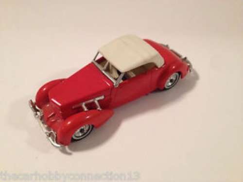 Cord 812 Supercharged Phaeton 1937 pre-owned unboxed (unplayed, no wear, superb condition)