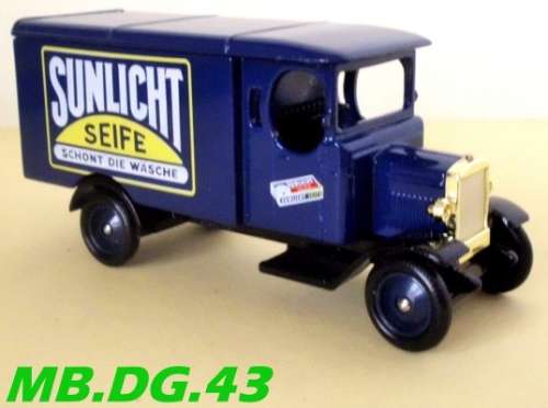Morris Light Van 1931 Sunlicht Seife pre-owned unboxed unplayed no wear superb conditn R250 MB.DG.43