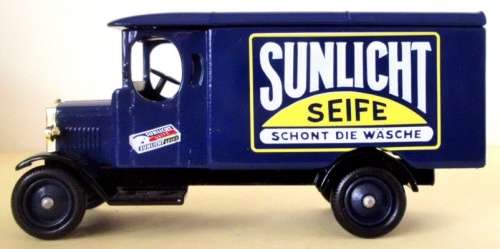 Morris Light Van 1931 Sunlicht Seife pre-owned unboxed unplayed no wear superb conditn R250 MB.DG.43