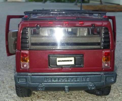 Hummer H2 SUV 2009 maroon, 1:27 Maisto pre-owned unboxed collector top condition #2318 instant