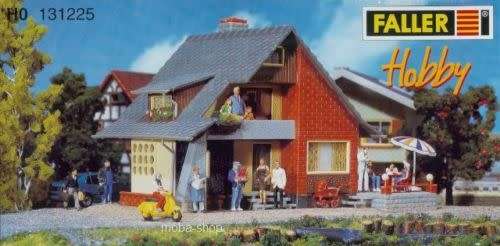 H0 gauge 1:87 House with balcony (125x81mm) building kit, H0.1-87.HO 6/Faller.131225