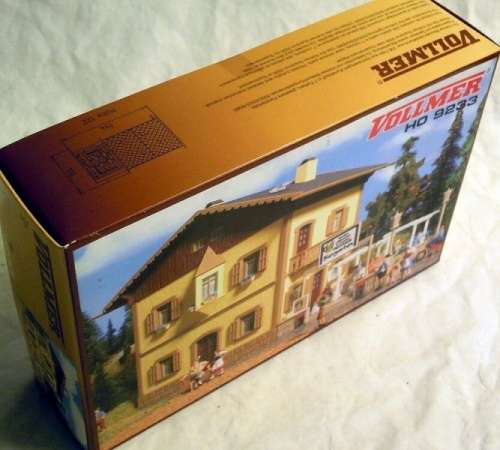 H0 gauge Country Inn + Beergarden (194x116mm) building kit, H0.1-87.HO 4/Vollmer.9233