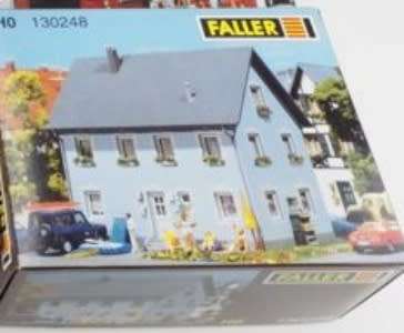 H0 gauge 2 storey Townhouse 140x92x126mm building kit #H0.1-87.HO Faller.130248