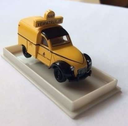 Citroen 2CV 1972 yellow Norway Hi-way Patrol NAC 1/87 HO gauge Brekina NEW+boxed