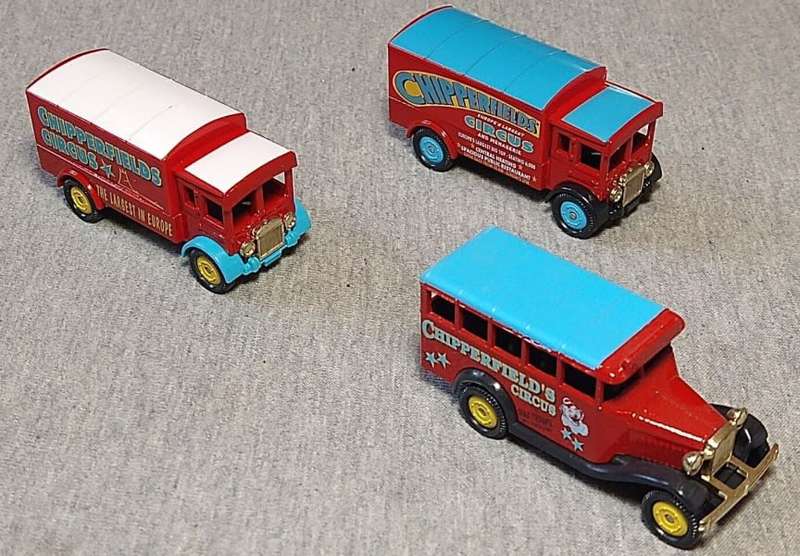 Chipperfields Circus - Corgi set 10 vintage vehicles 1:76 NEW+boxed, cert no. 4680......MWS. CH56901