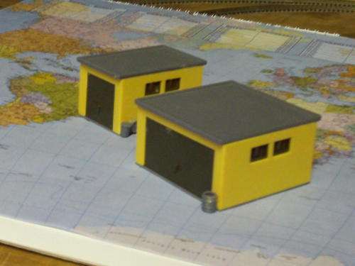 HO scale - 1set of a Double + a Single Garage