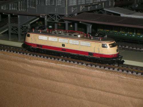N scale â Minitrix E 03 Electric Locomotive â DB