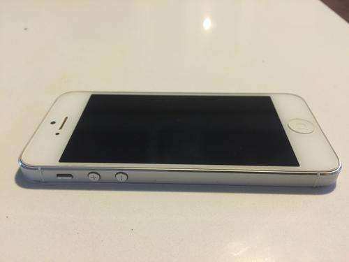 iPhone 5 16GB White