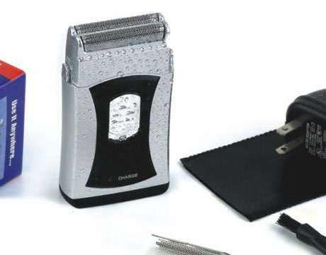 Pritech Wet / Dry Shaver - World's smallest rechargeable shaver - Take anywhere!