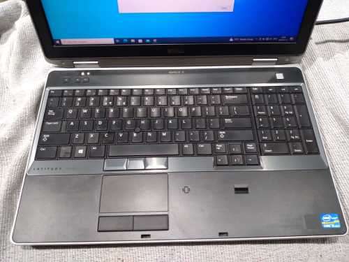 Dell Latitude E6530, 12GB Ram, i5, 500gb hd, Nvidia Graphics