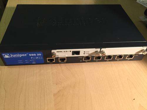 Juniper SSG20 Wifi Router