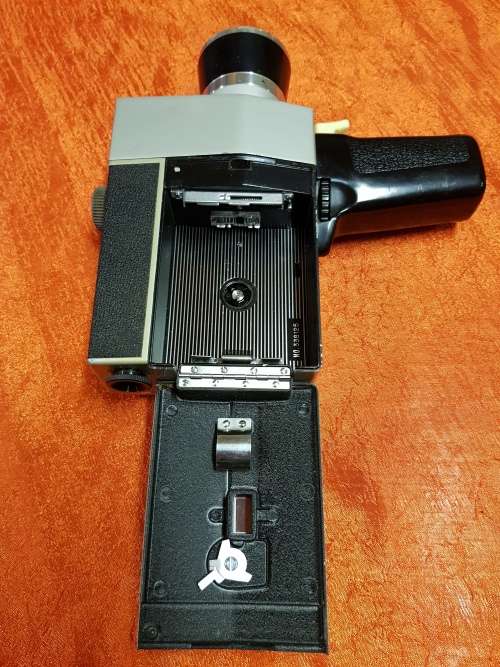 1968 Cinemax C-301 super 8 handheld film camera