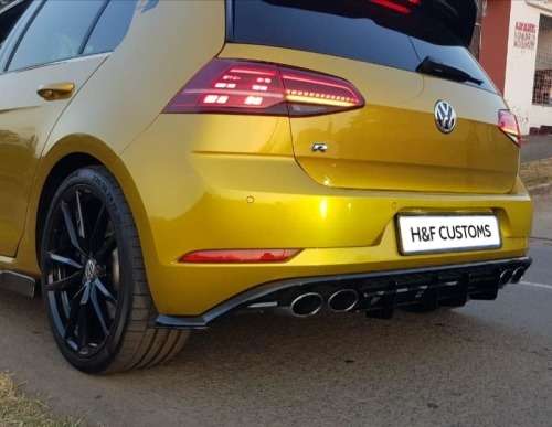 PLASTIC REAR BUMPER DIFFUSER (ADD-ON 4 PIN) (VW GOLF 6 / 7 / 7.5 GTI / R)