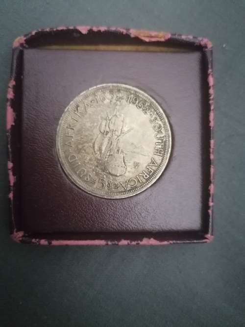 1952 5/- Shilling in Mint holder (Unc)