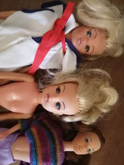 3 vintage dolls