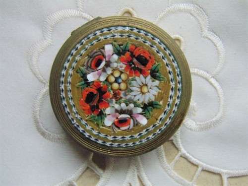 Mico Mosaic - Powder Compact - Floral Pattern