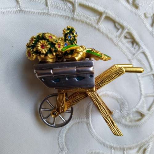 Estee Lauder Solid Perfume Collectable Wheel Barrow Holder