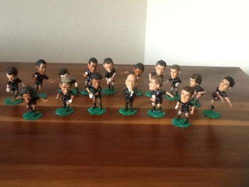 New Zealand rugby memorabilia - figurines